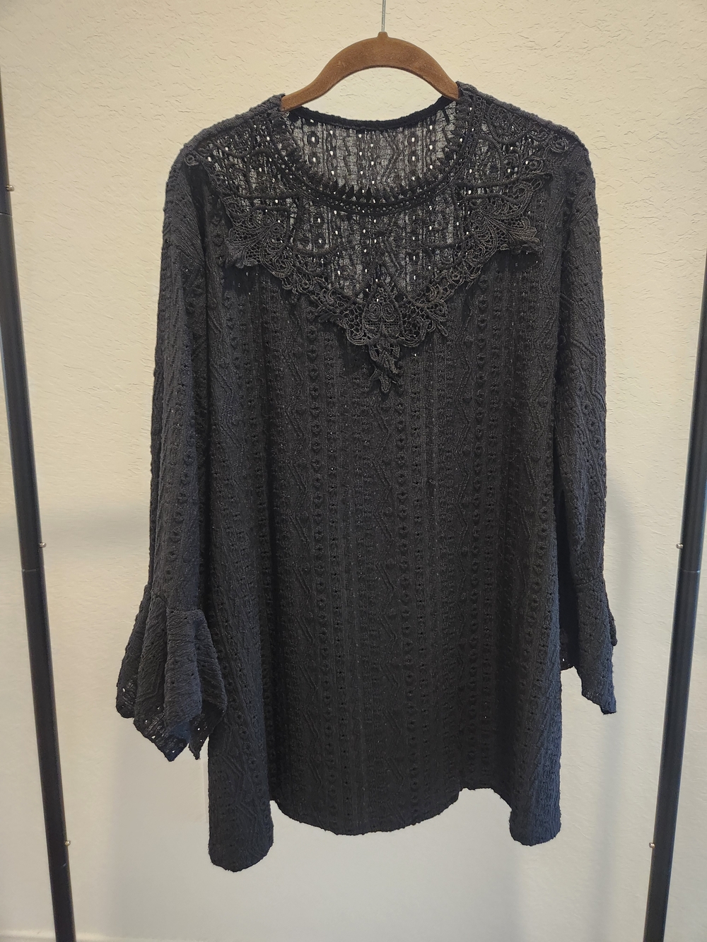 Black Lace-Detail Women's Top